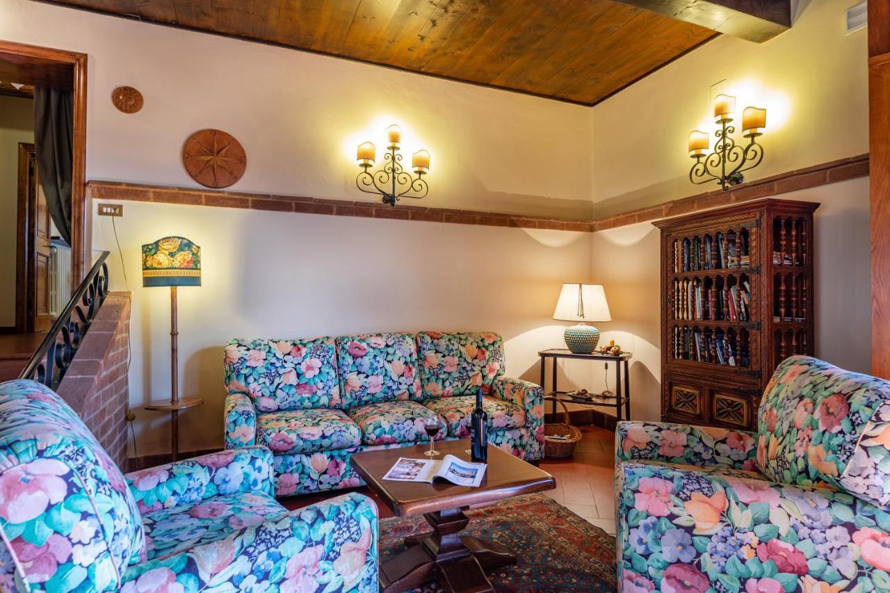 Villa La Cappella Monticiano Dış mekan fotoğraf